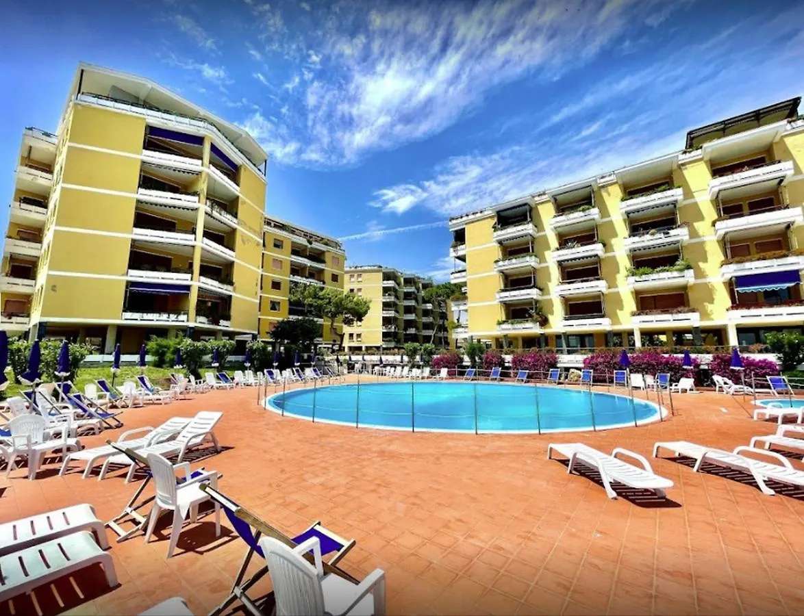 Appartamento Miramare San Lorenzo al Mare 0*,
