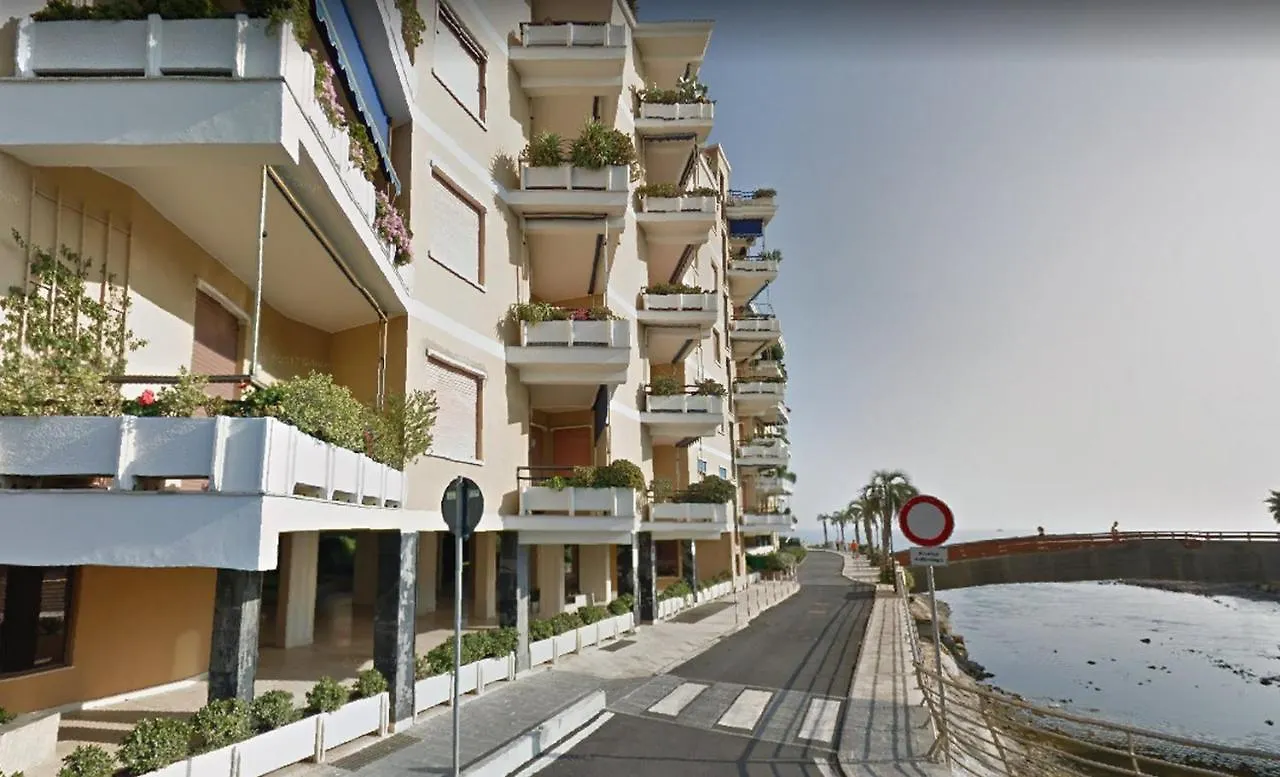 Appartamento Miramare San Lorenzo al Mare Apartamento